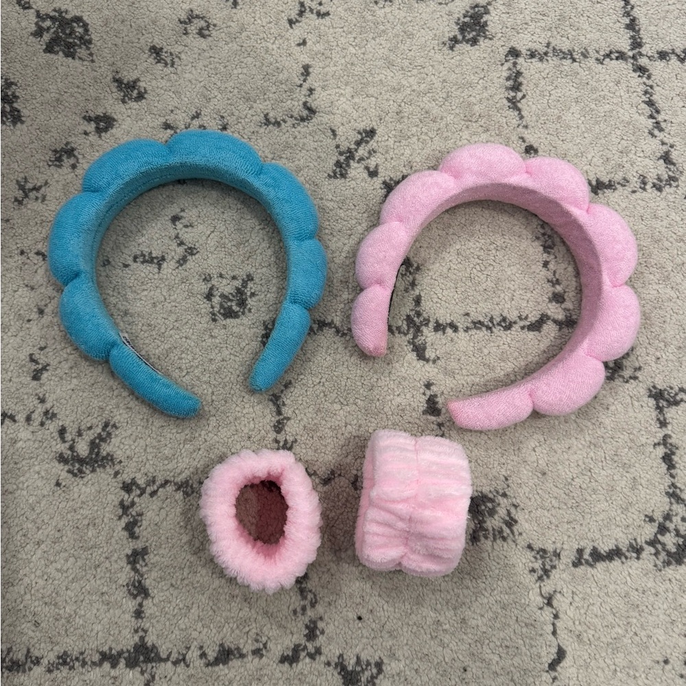 Blue & Pink Plush Headbands and Face Washing Wrist Set